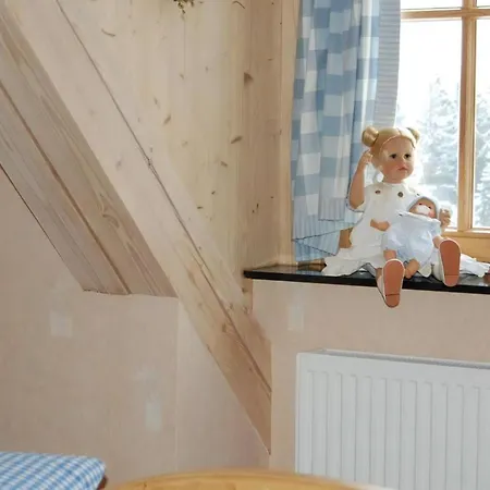 Liebevoll Eingerichtete Mit Balkon Schönwalde