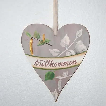 Liebevoll Eingerichtete Mit Balkon *