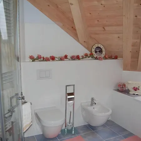 شقة Liebevoll Eingerichtete Mit Balkon *
